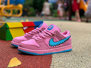 Nike SB Dunk Low Grateful Dead Bears Pink