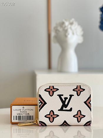 LV Coin Purse Wild at Heart White M80677 Size 11 x 8 x 2.5 cm