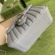 GG Marmont Mini Top Handle Bag In Gray Leather 583571 Size 21 x 15.5 x 8 cm - 4