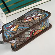 Gucci Disney X Gucci Donald Duck Cosmetic Case 647929 Size 22 x 14 x 7 cm - 2