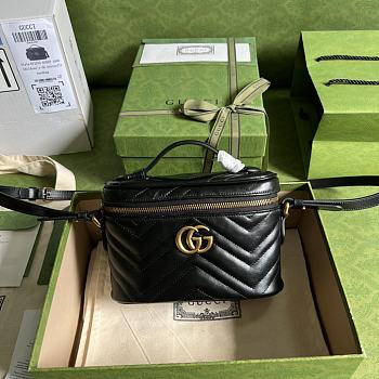 GG Marmont mini bag in black leather 672253 Size 19 x 13 x 7 cm