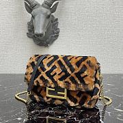 Fendi Baguette 311 Size 18 x 4 x 11 cm - 3