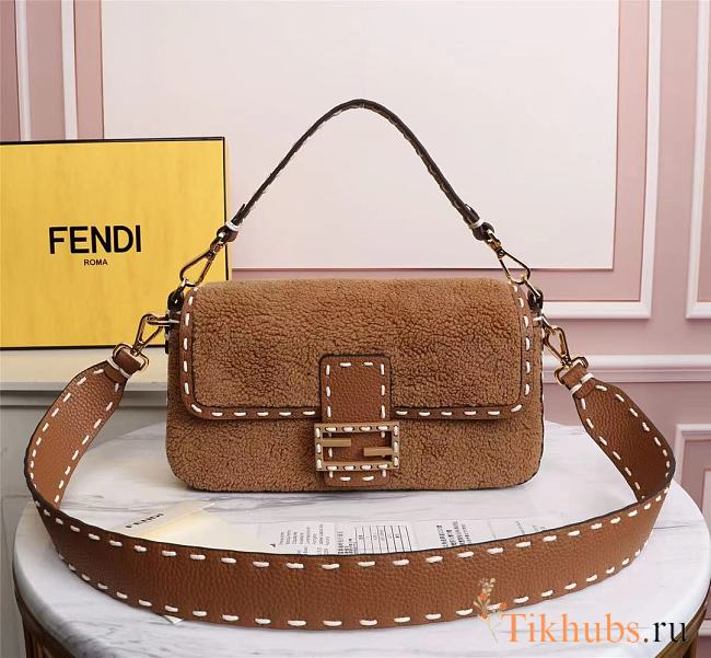 Fendi Baguette Brown Size 27 × 6 × 15 cm - 1