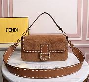 Fendi Baguette Brown Size 27 × 6 × 15 cm - 1