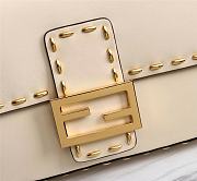 Fendi Baguette Beige Size 28 x 6 x 13 cm - 6