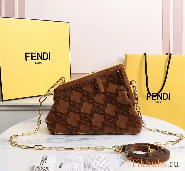 Fendi Frist 3001 Size 26 x 9.5 x 18 cm - 1