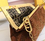 Fendi Frist 3001 Size 26 x 9.5 x 18 cm - 6