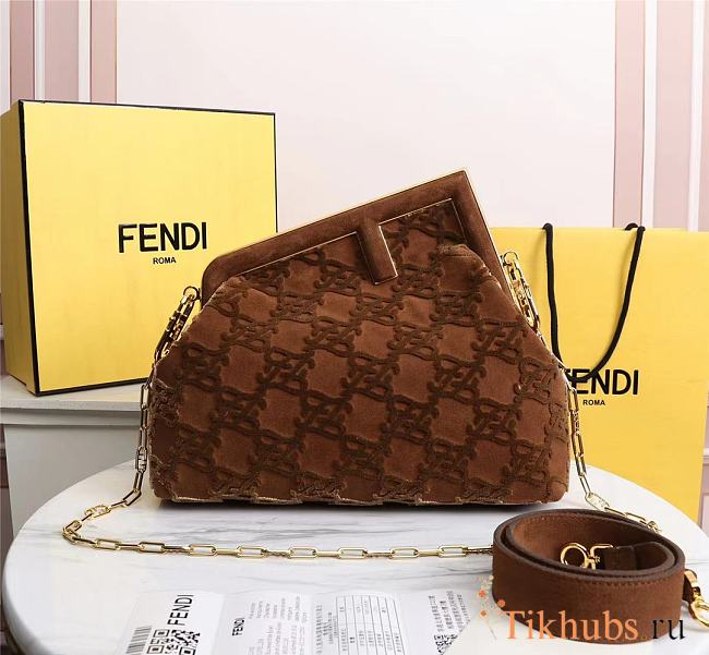 Fendi Frist 3002 Size 32.5 x 15 x 23.5 cm - 1