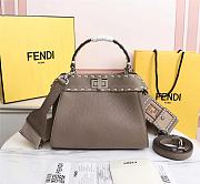 Fendi Small Peekaboo Handbag Size 23 x 11 x 18 cm - 4