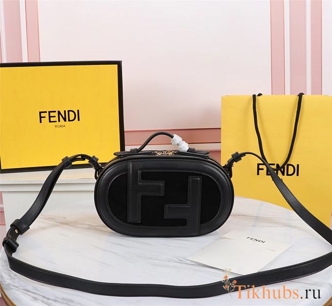 Fendi Camera Black Bag Size 21 x 8 x 13 cm - 1