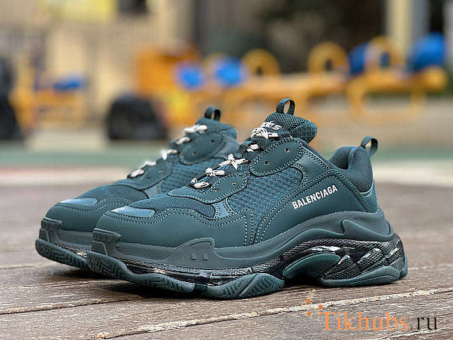 Balencaga Triple S  - 1