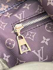 LV Onthego Econyl Nylon Pillow Puffer Size 41 x 34 x 19 cm - 4