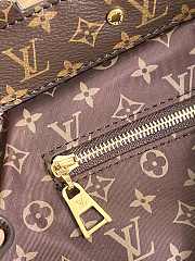 LV Onthego Econyl Nylon Pillow Puffer Beige Size 41 x 34 x 19 cm - 5