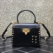 Valentino Rockstud Alcove Grainy Calfskin Handbag Black Size 22 x 17 x 9 cm - 1