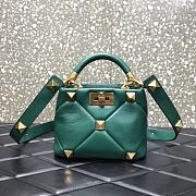 Valentino Roman Stud The Handle Bag Green Size 20 x 9 x 15 cm - 1