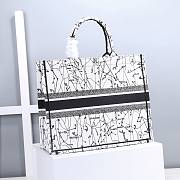 Dior Book Tote Black Flower Size 36 x 18 x 28 cm - 5