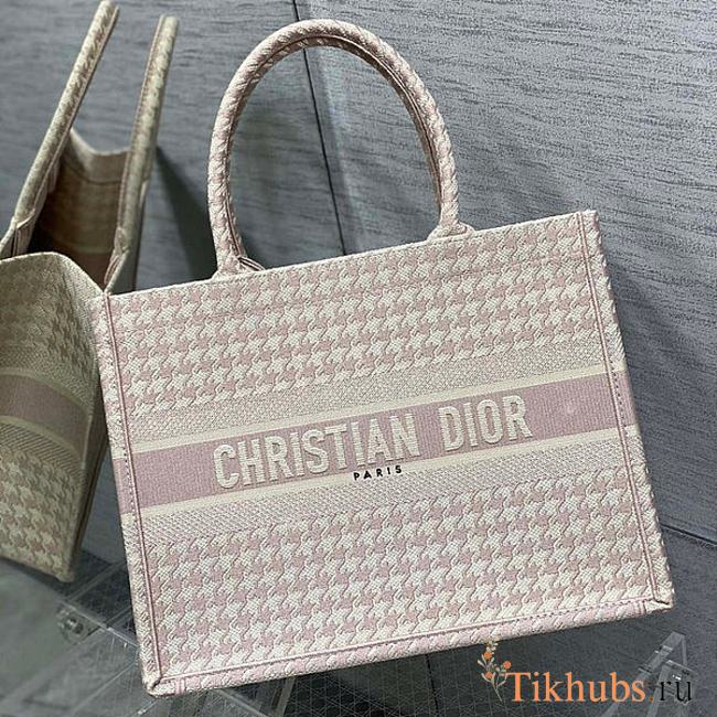 Dior Tote Book in Pink Size 36 x 18 x 28 cm - 1