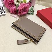 Valentino Rockstud Grainy Calfskin Coin Purse And Cardholder Gray Size 13 cm - 5