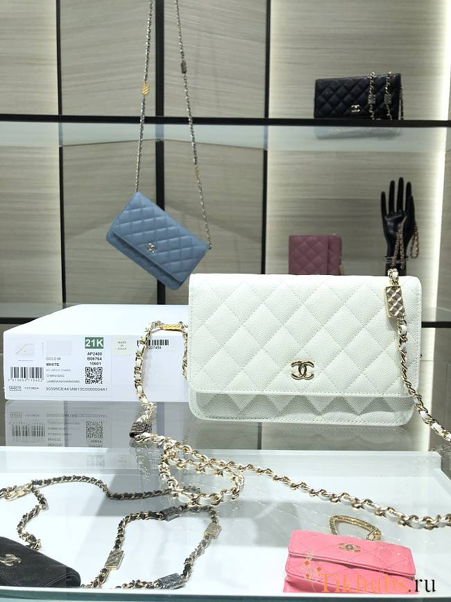 Chanel WOC Caviar AP2400 White Size 19 cm - 1