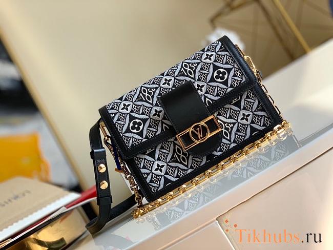 LV Dauphine M44580 Black Size 20 x 15 x 9 cm - 1