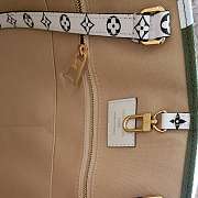 Louis Vuitton Monogram Women Onthego Handbag Green and White  - 2