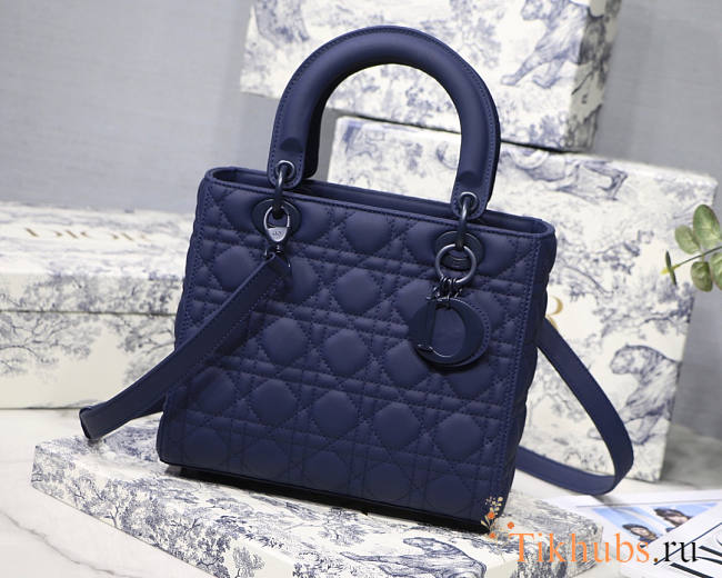 Dior Lady Ultra Matte Night Blue 24cm - 1