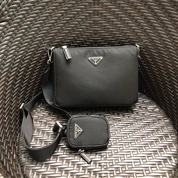 Prada Saffiano Black Shoulder Bag 24x18.5x6cm