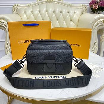 LV S Lock Messenger Black Bag 22x18x8cm