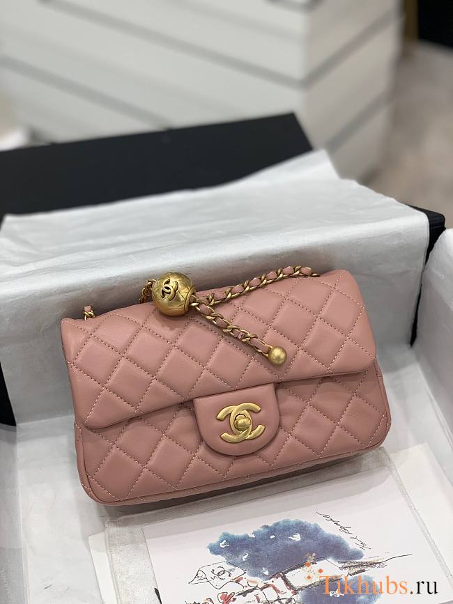  Chanel Flap Bag Lambskin Gold Hardware Ball 20x13x7cm - 1