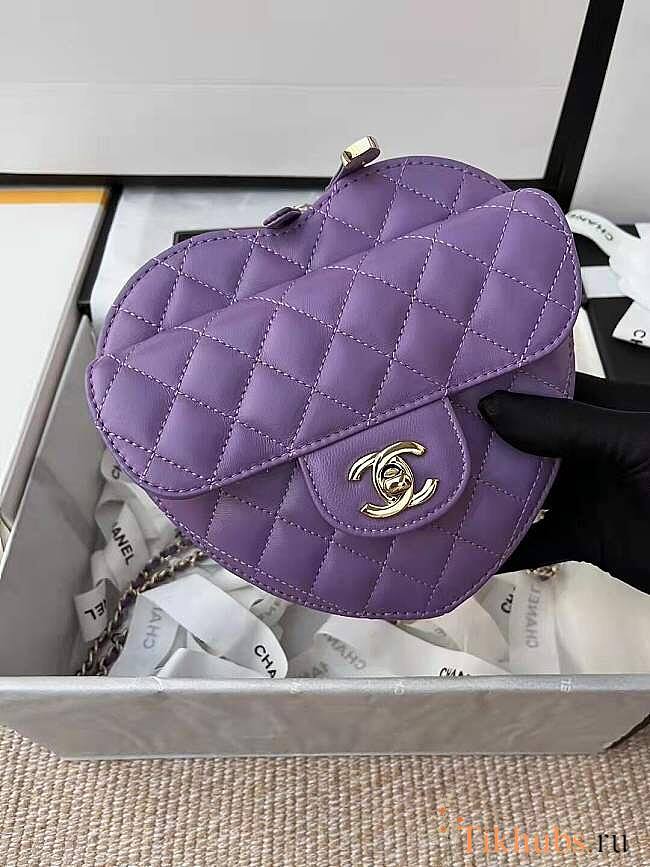 Chanel Heart Chain Bag Purple 18x16.5x6.5cm - 1