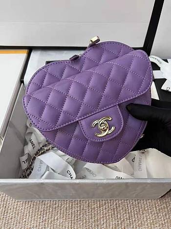 Chanel Heart Chain Bag Purple 18x16.5x6.5cm