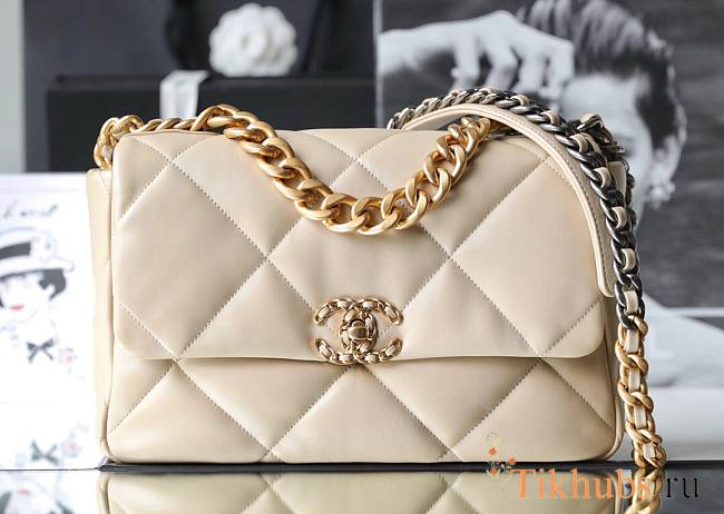 Chanel 19 Flap Bag Beige Gold Hardware 30x20x10cm - 1