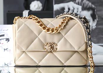 Chanel 19 Flap Bag Beige Gold Hardware 30x20x10cm