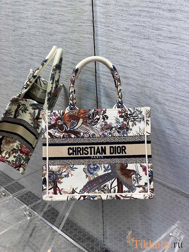 Dior Book Tote Small Jardin d'Hiver Embroidery 26.5x21x14cm - 1