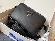 Prada Black Leather shoulder bag 22x14.5x8cm - 4