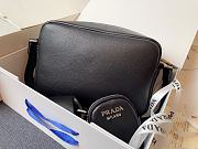 Prada Black Leather shoulder bag 22x14.5x8cm - 5