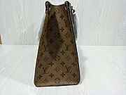 LV ONTHEGO MM Monogram Brown 34cm - 5