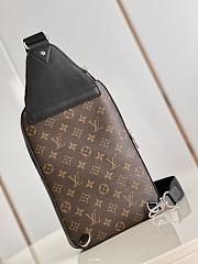 Louis Vuiiton LV Mochila Bandolera Avenue 20 x 31 x 7 cm - 2