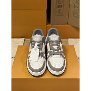 Louis Vuitton LV Trainer Sneaker Low White Gray - 3