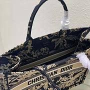 Dior Large Book Tote Black Jardin D'Hiver Embroidered Cotton 42 x 35 x 18.5 cm  - 4