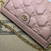 Gucci GG Matelassé Leather Shoulder Bag Pink 26x17.5x8cm  - 3