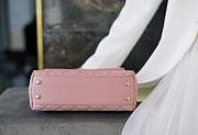 Chanel Coco Caviar Leather Handle Pink Size 24 cm - 4