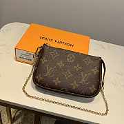 Louis Vuitton LV Mini Pochette Accessories Monogram 15.5 x 10.5 x 4 cm - 1