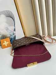 Louis Vuitton LV Favorite Monogram 28x17x4cm - 2