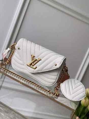 Louis Vuitton LV New Wave Multi Pochette Leather White 19x14x5cm