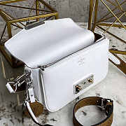 Louis Vuitton LV Swing White Bag 24x15x6cm - 5