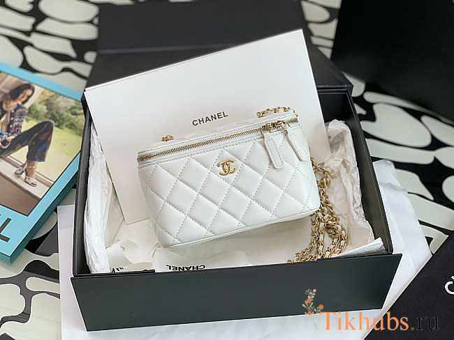 Chanel Vanity White Lambskin Gold 8.5x11x7cm - 1