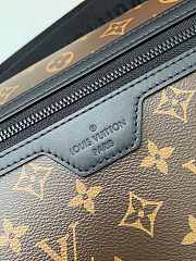 Louis Vuitton LV Archy Messenger MM Monogram 35 x 24 x 8 cm - 3