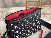 Louis Vuitton LV Coussin PM Black and White 26x20x12cm - 2