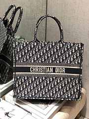 Dior Large Book Tote Oblique 42x35x18cm - 1